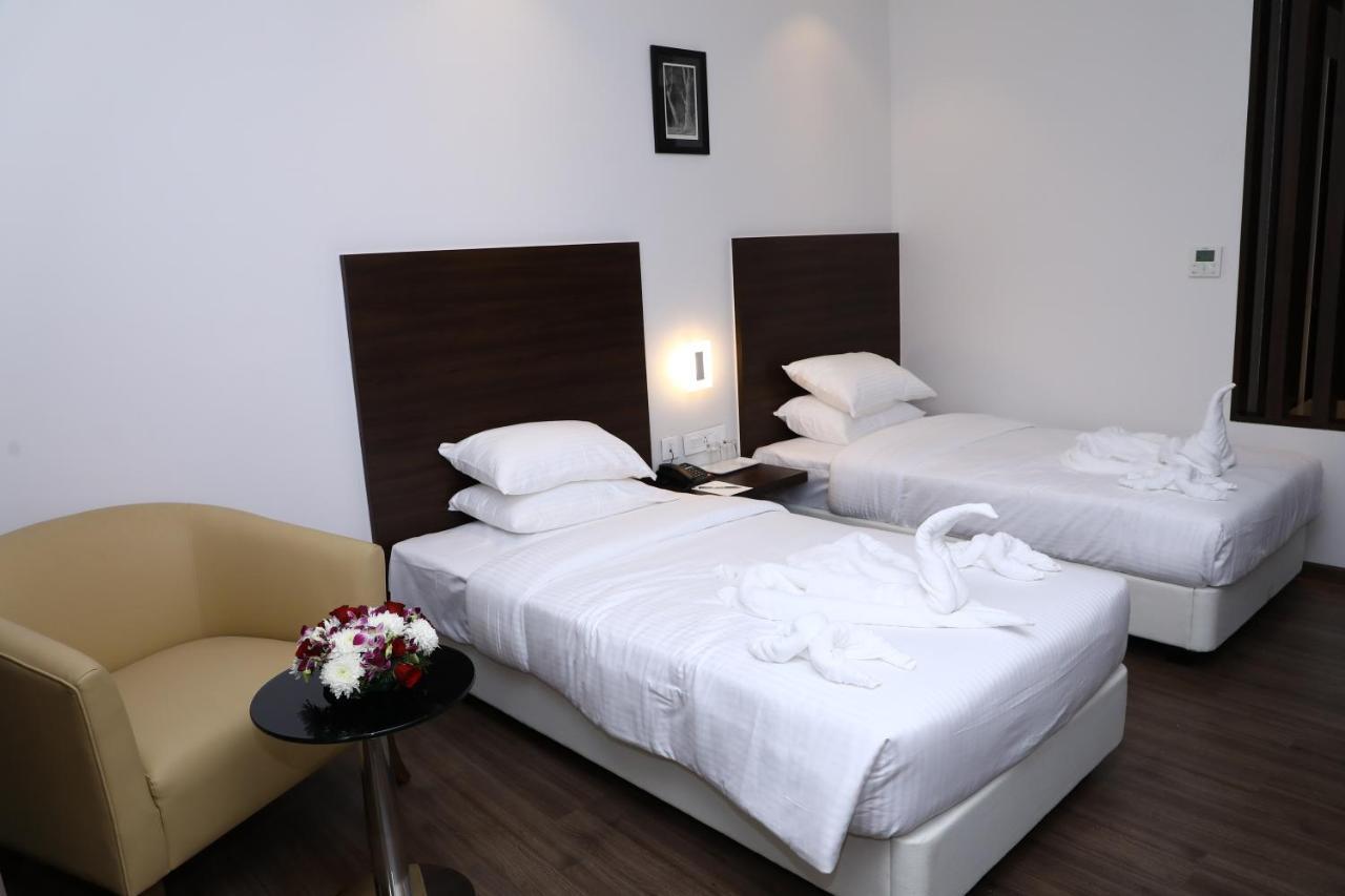 Yn Hotels Bengaluru Kültér fotó