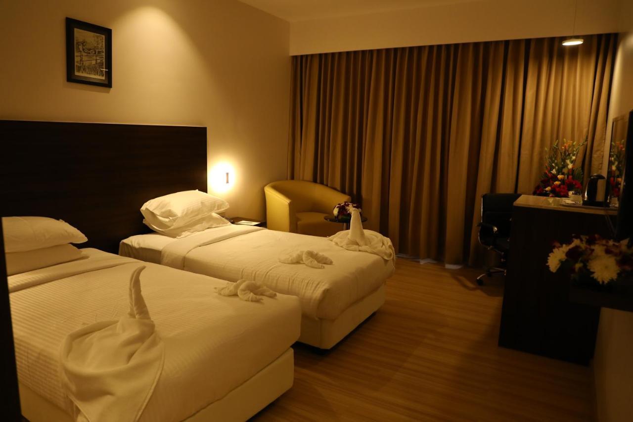 Yn Hotels Bengaluru Kültér fotó